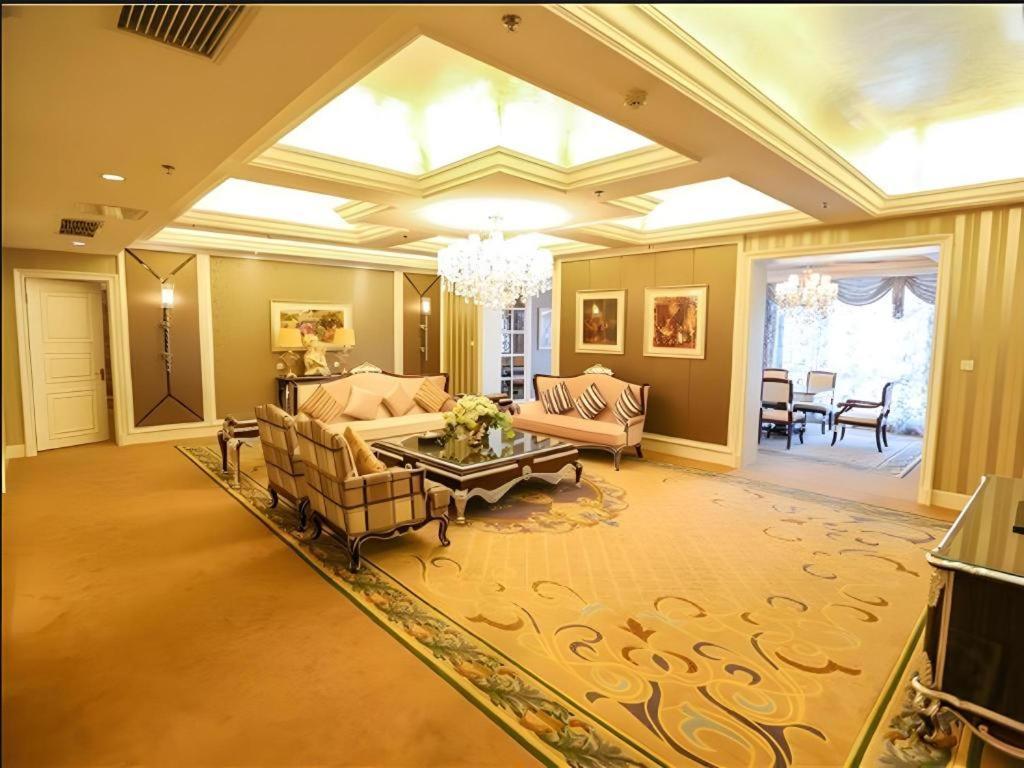 Country Garden Phoenix Hotel Shenyang Exterior photo